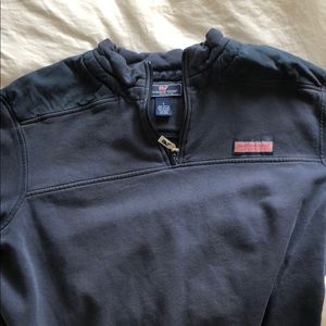 Vineyard vines pull over